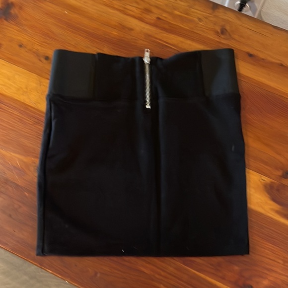 Charlotte Russ Junior Skirt - Picture 2 of 3